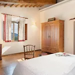 Cosciano 12, Emma *