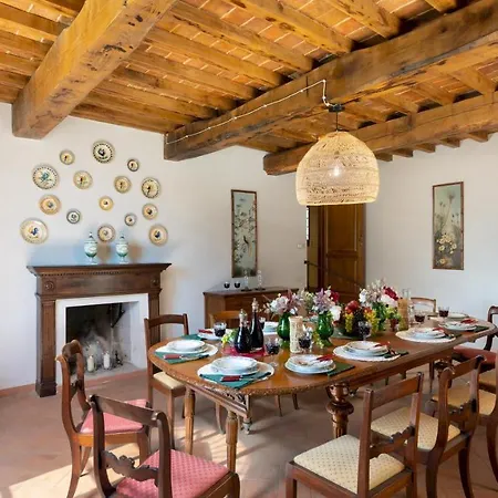 Villa Cosciano 12, Emma