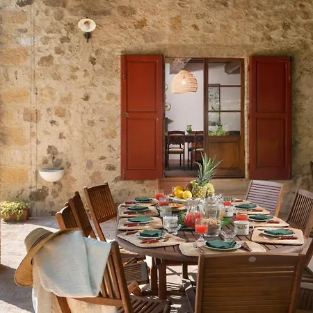 Villa Cosciano 12, Emma *